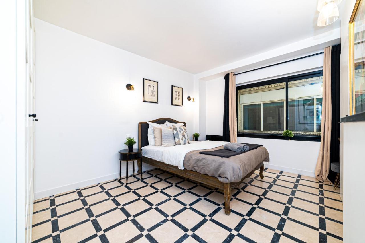 Luxurious Triplex - Marais & Montorgueil Lejlighed Paris Eksteriør billede